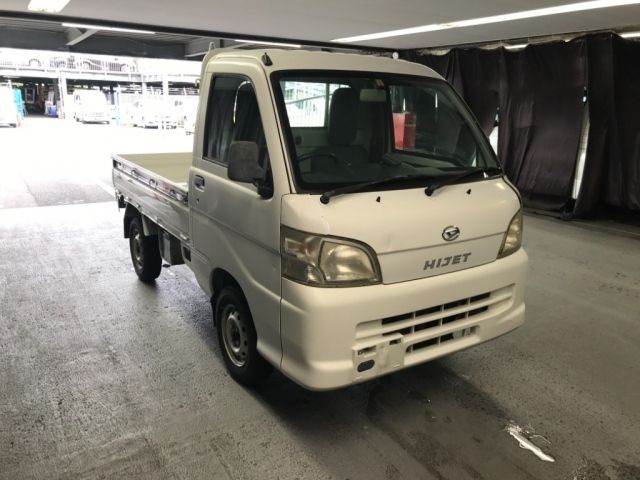 1046 DAIHATSU HIJET TRUCK S201P 2012 г. (NISSAN Osaka)